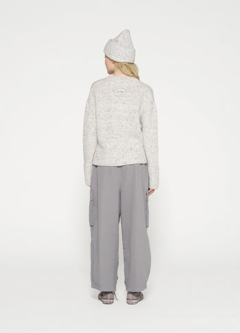 v-neck knit sweater melee | light grey melee