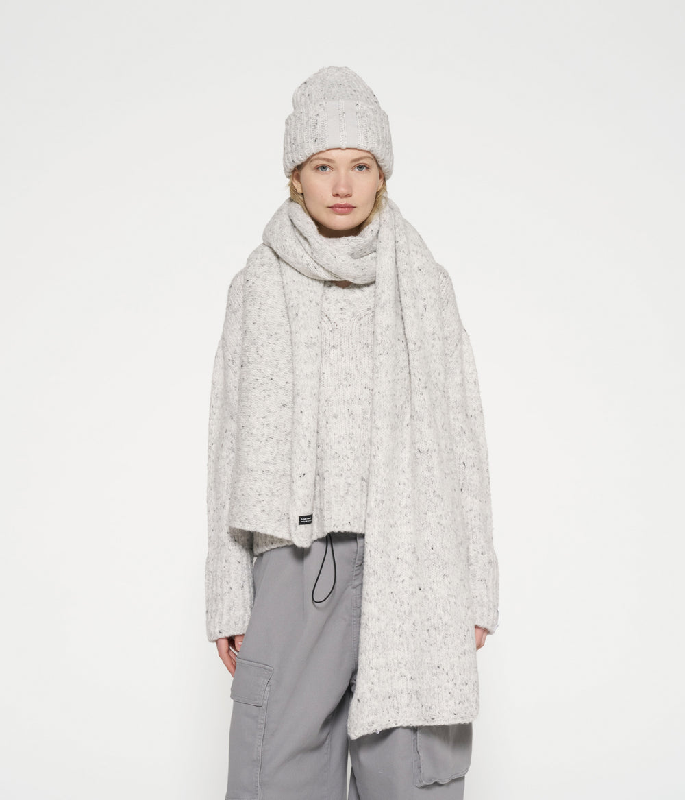 knit scarf melee | light grey melee