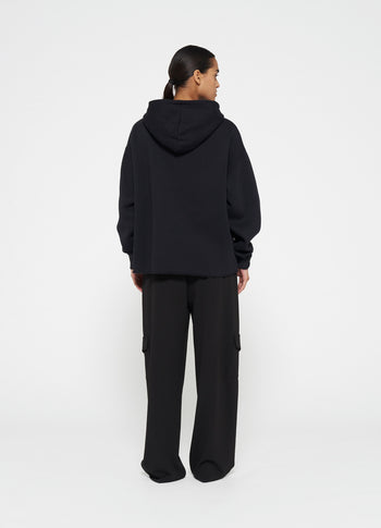 statement hoodie pearls | black