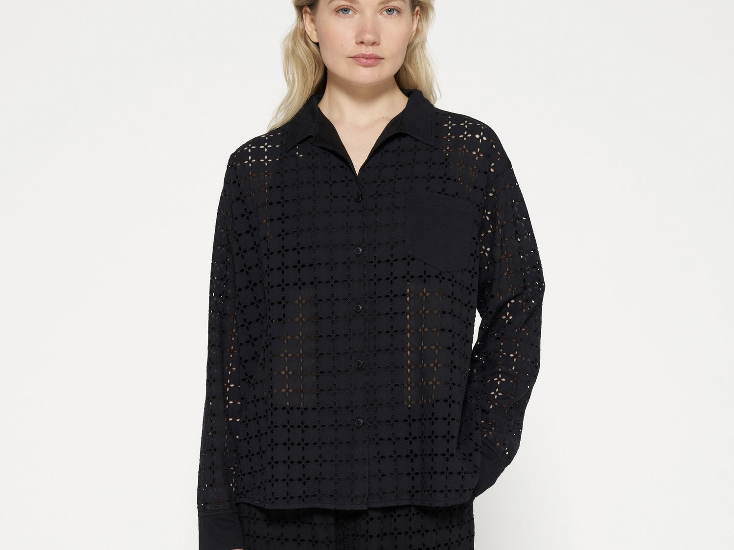 shirt broidery anglaise | black