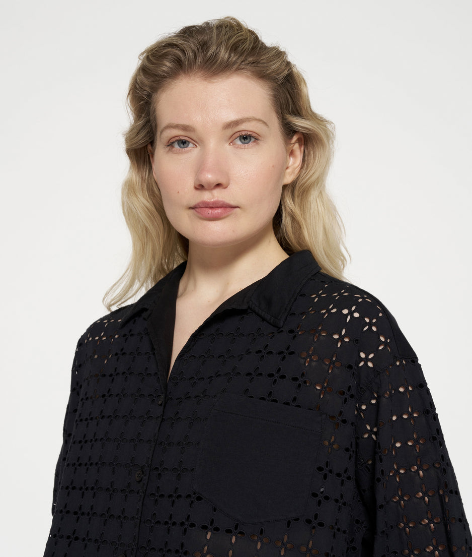 shirt broidery anglaise | black