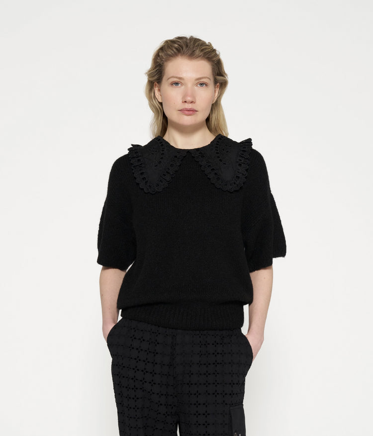 short sleeve ruffle knit sweater | black