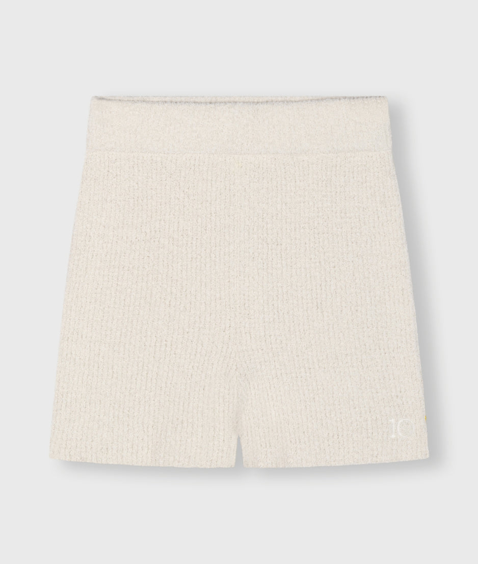 boucle knit shorts | light natural