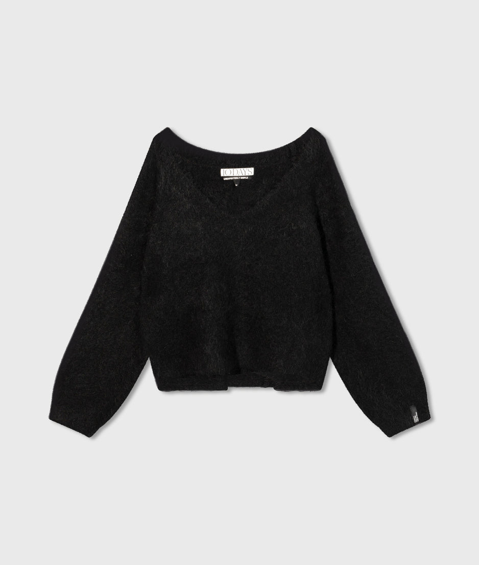 cropped v-neck sweater knit | black