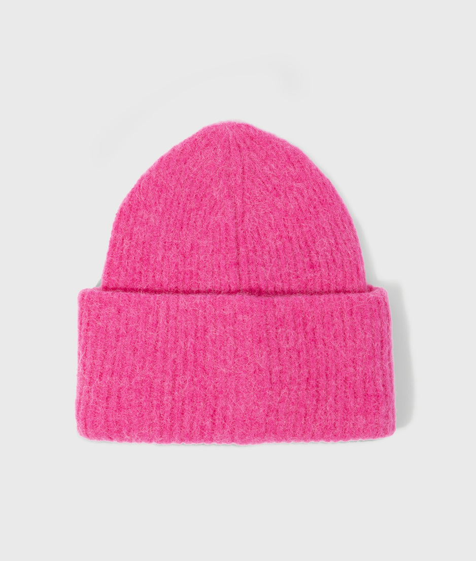 beanie soft knit | bright pink