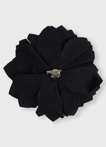 flower corsage medium | black