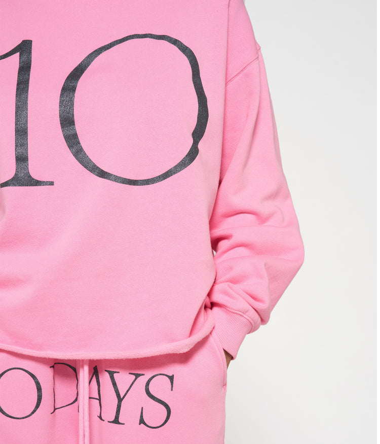 sweater logo | pink