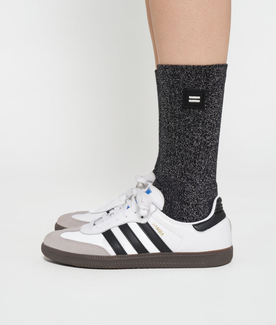 sock label | black