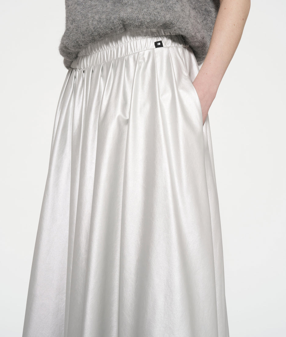 leather look pleated skirt | silver